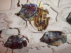 wall7.jpg (49900 bytes)
